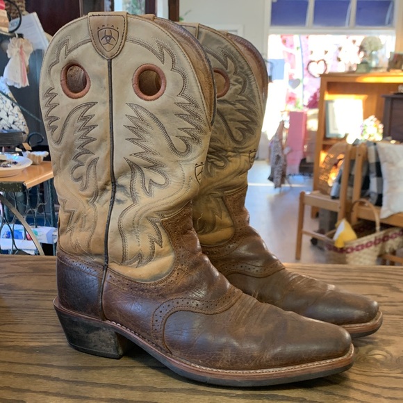 Men’s Ariat boots